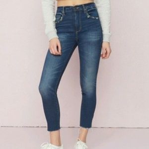 Perfect High Waisted Jeans👖💟